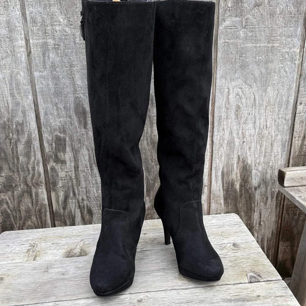Liz Claiborne Eldridge Black Suede Knee High Boots Size 6